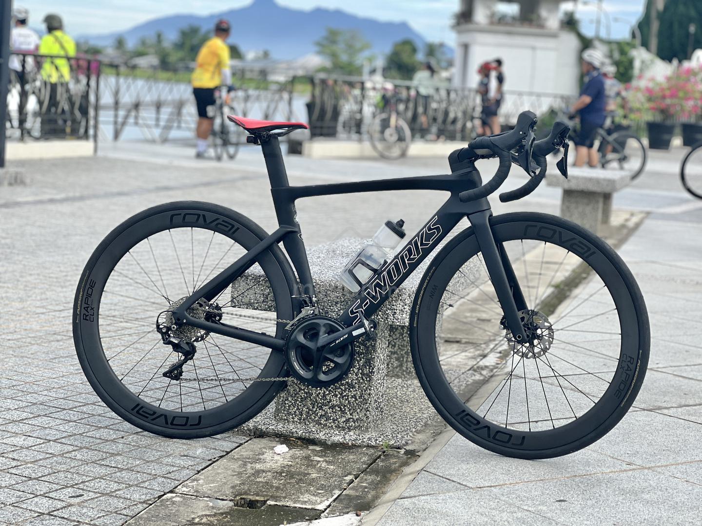 Specialized S-Works Venge Disc - Black (size 52) - Sports Specialized S-Works Venge Disc - Black (size 52) - Sports