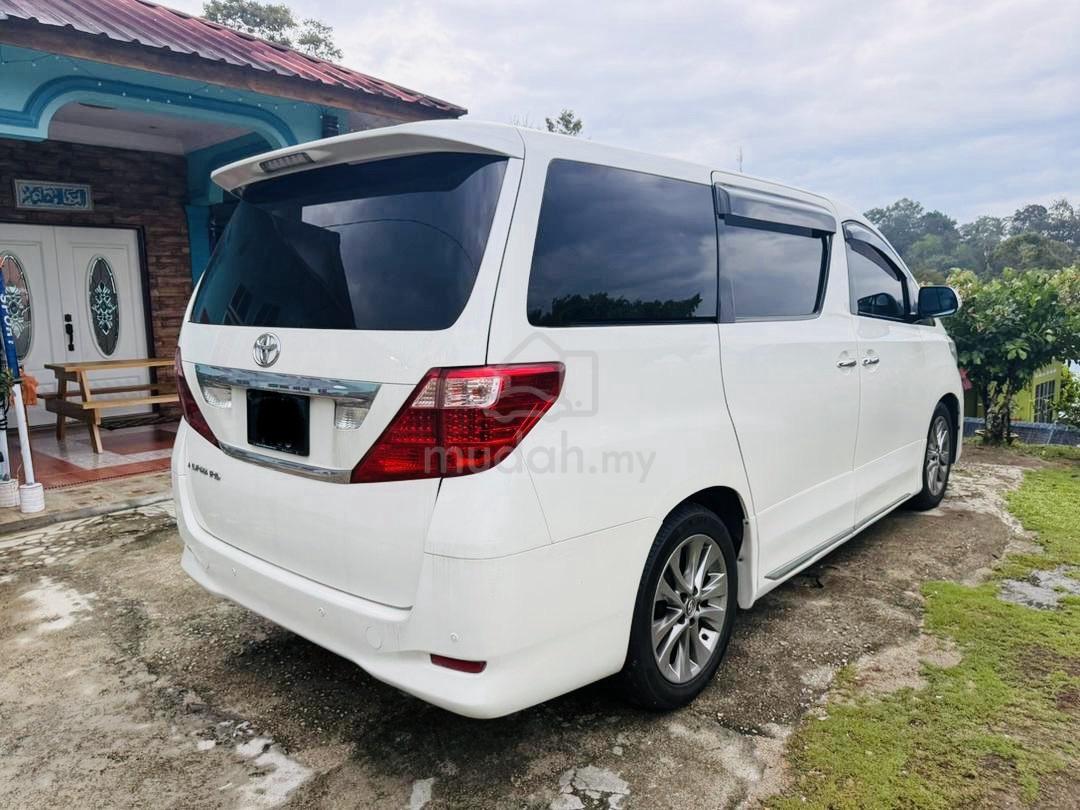 2009 Toyota Alphard