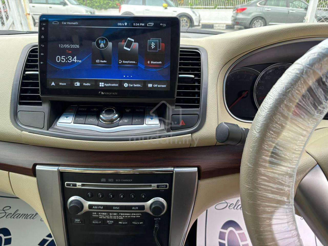 2011 Nissan Serena