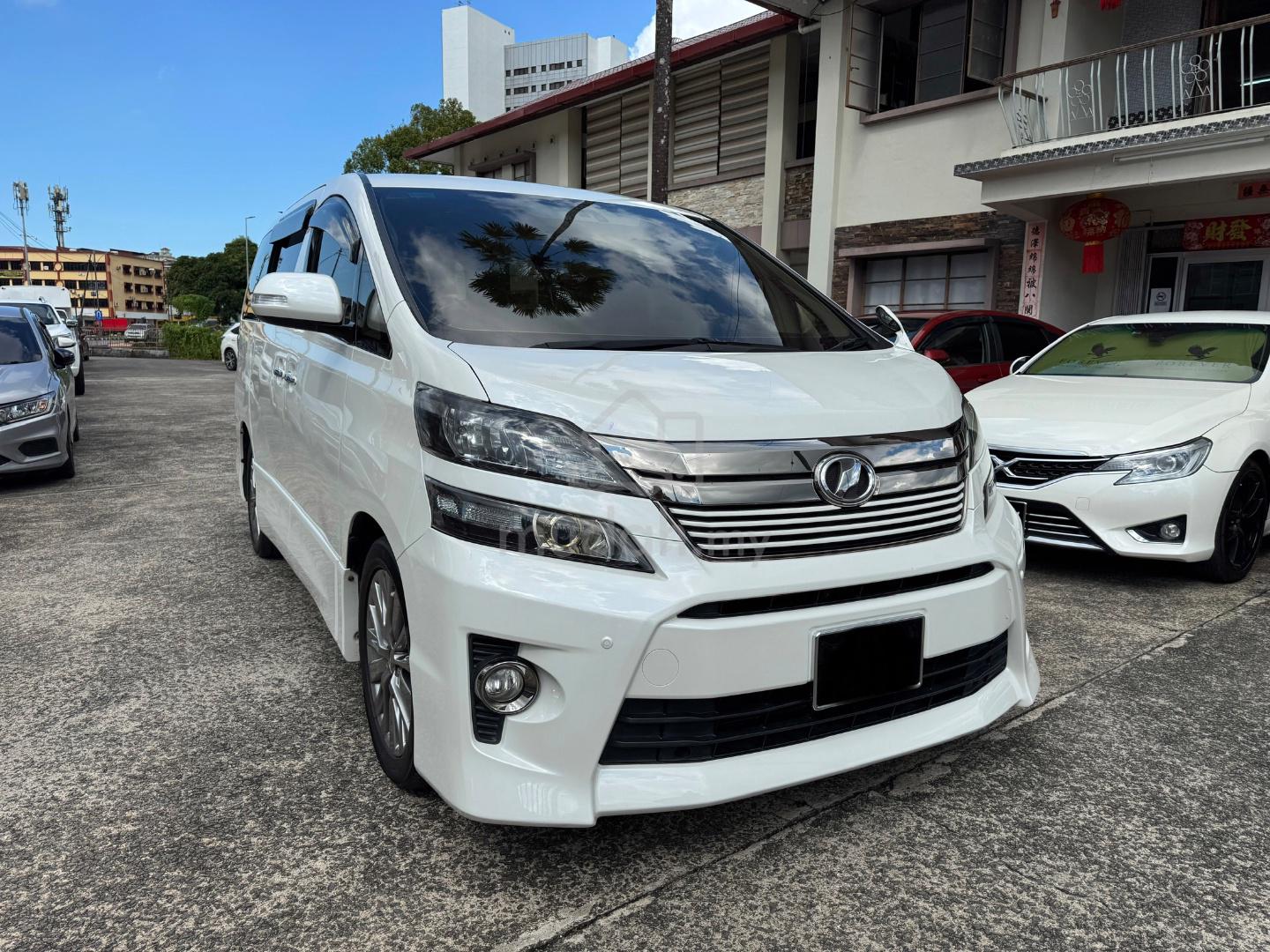 2013 Toyota Vellfire