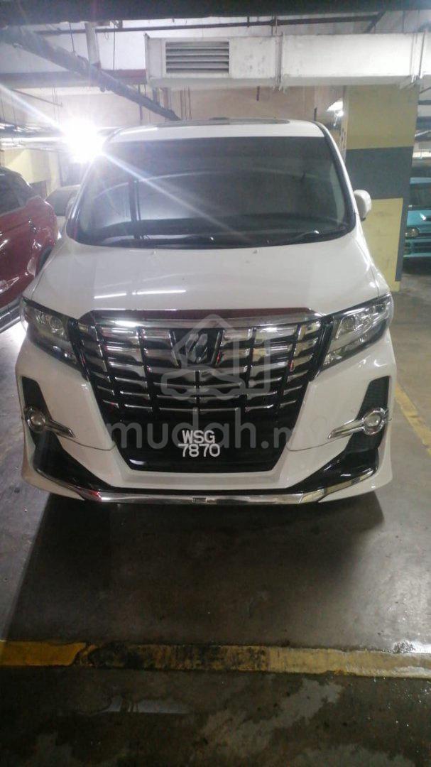 2004 Toyota Alphard