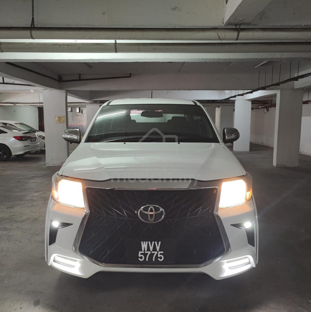 2012 Toyota Hilux