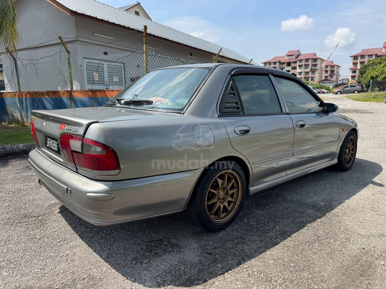 1999 Proton Exora