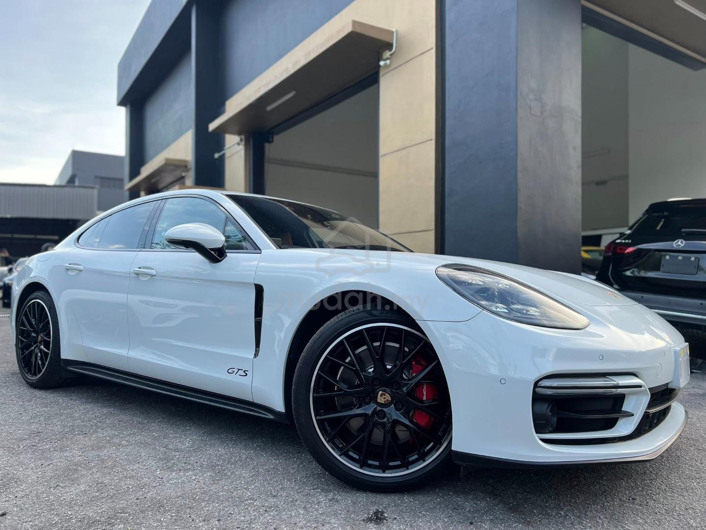 2021 Porsche Panamera
