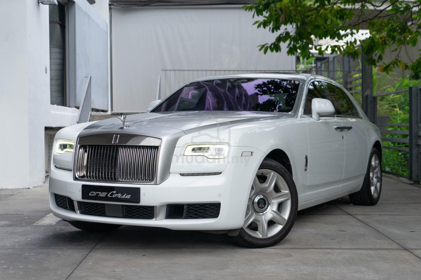 Rolls Royce Ghost Series 2 2018 English White