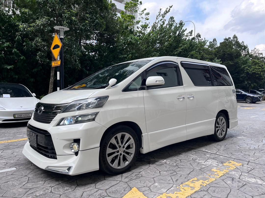 2011 Toyota Vellfire