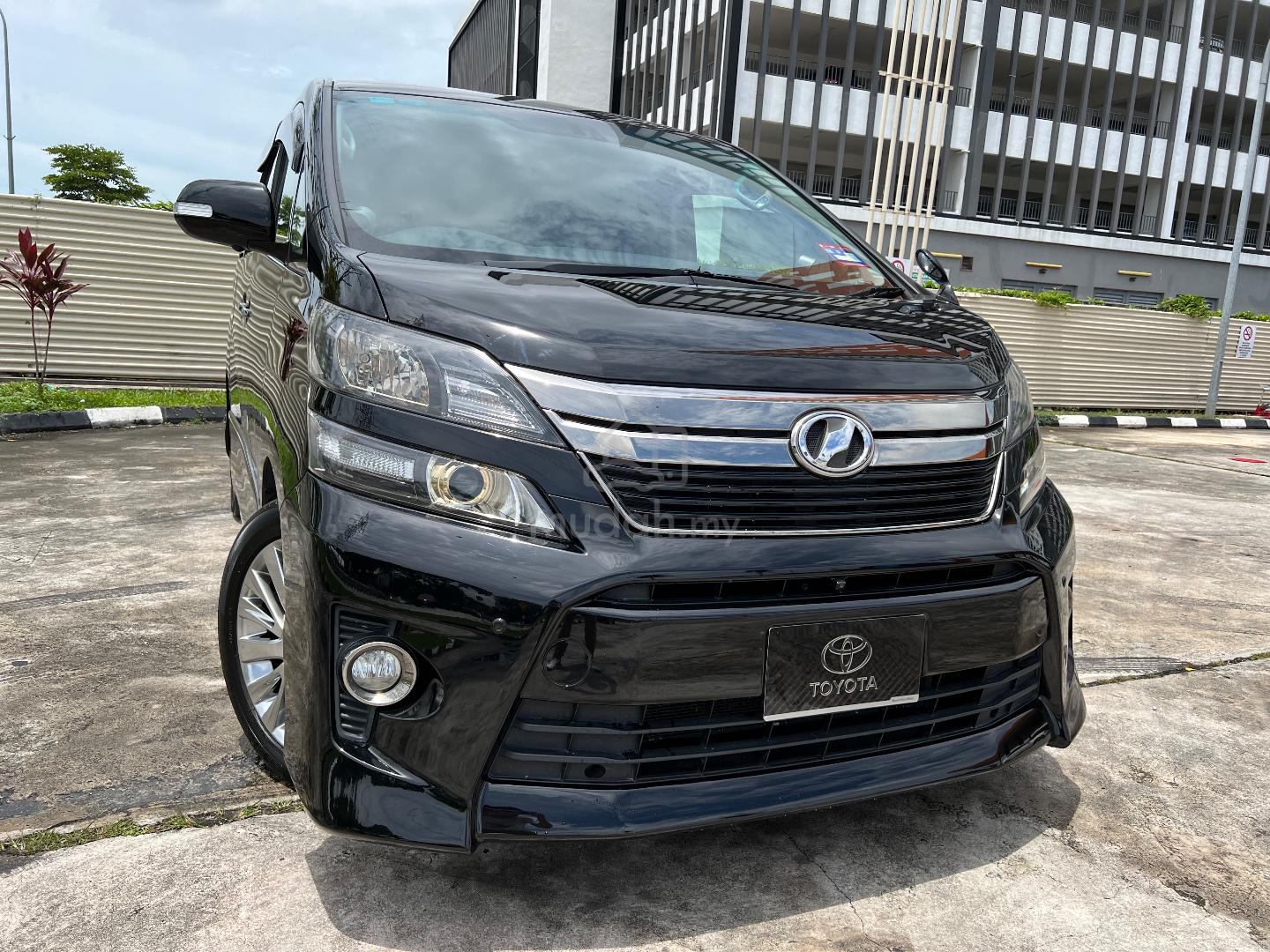 2014 Toyota Vellfire