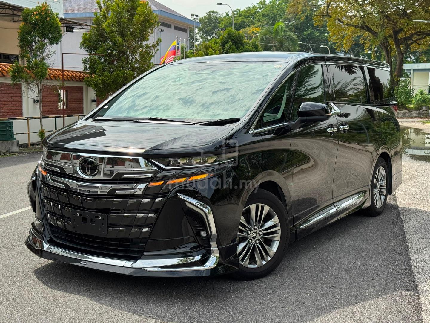 2023 Toyota Alphard