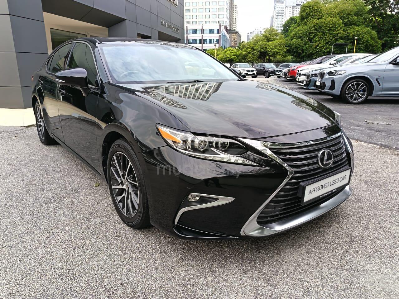 2017 Lexus ES