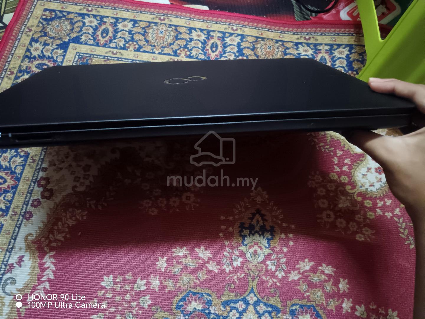 laptop fujitsu lifebook a359 8/256gb i3 8130u - Computers