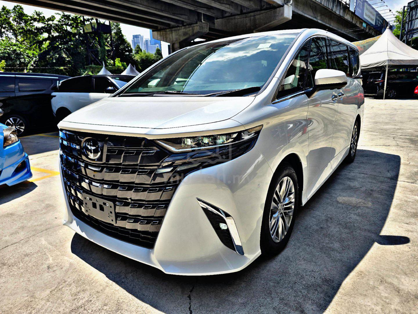 2025 Toyota Alphard