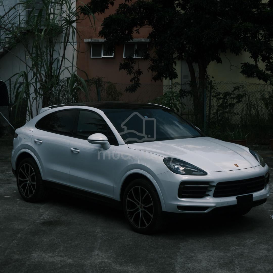 2022 Porsche Cayenne