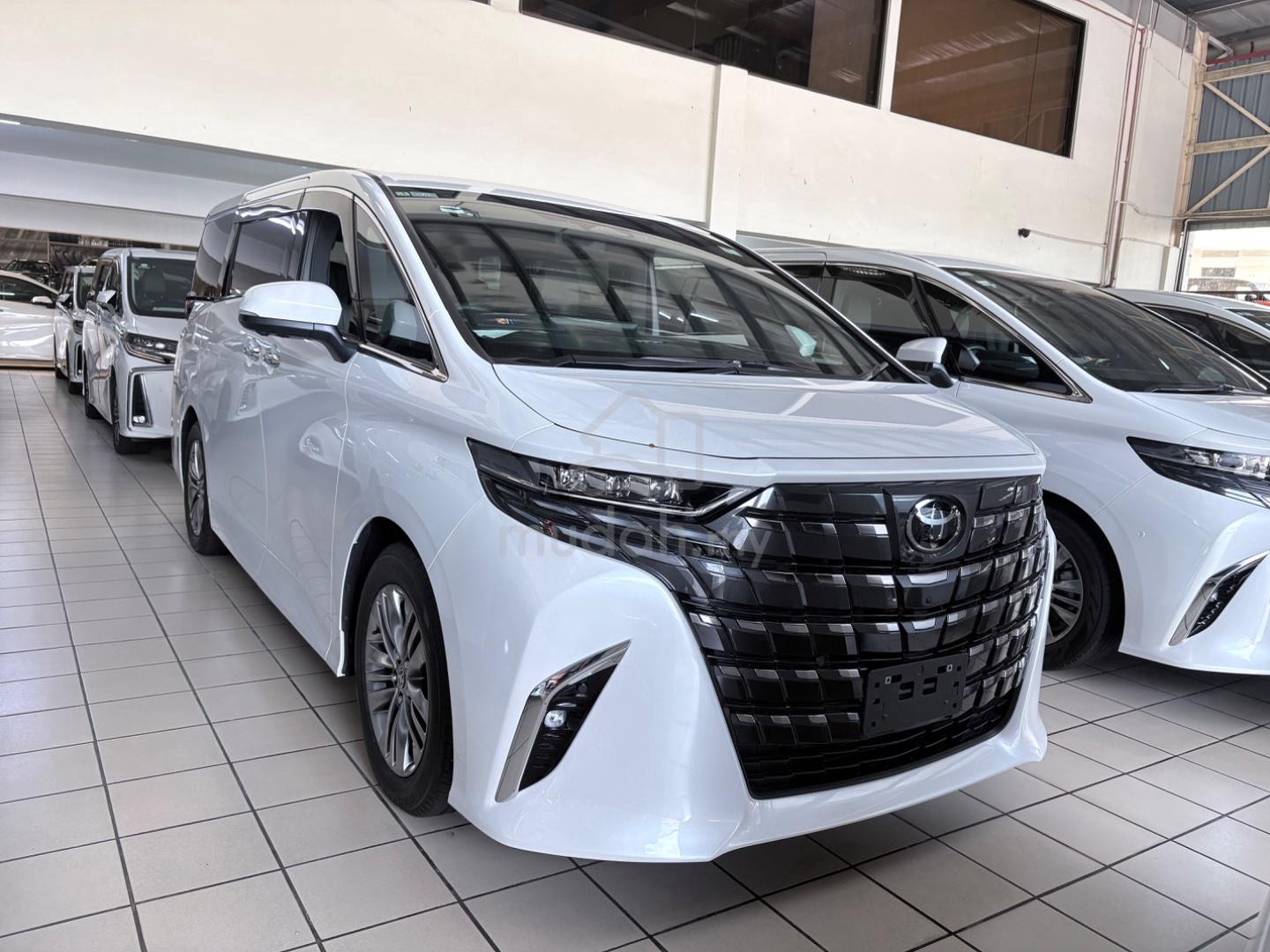 2025 Toyota Alphard