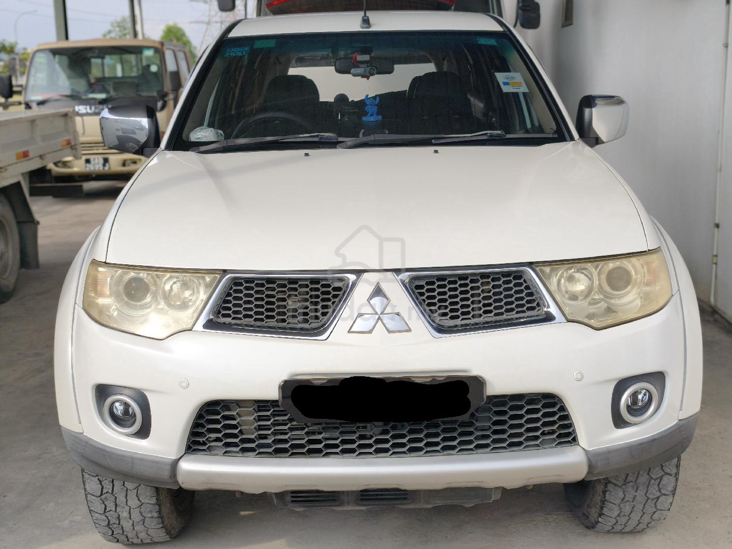 2010 Mitsubishi Pajero Sport