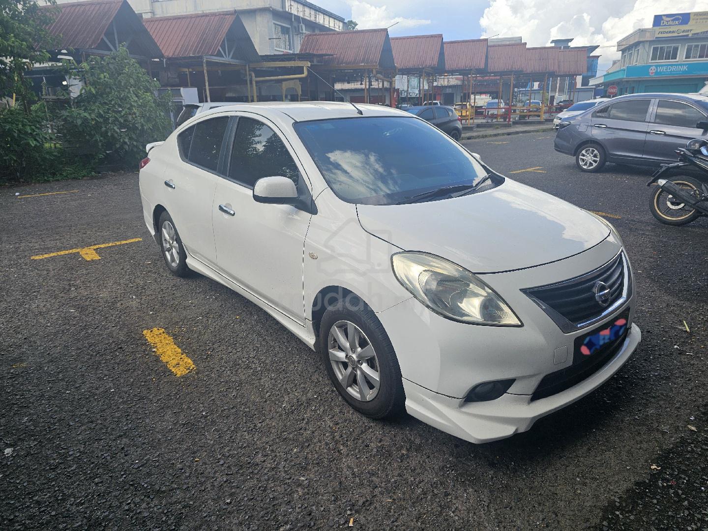 2013 Nissan Almera