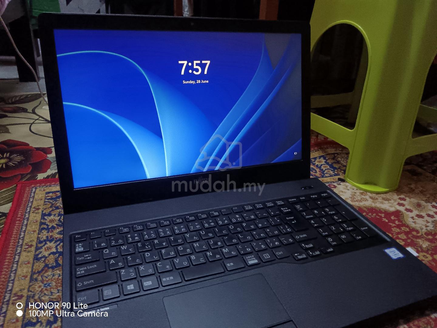 laptop fujitsu lifebook a359 8/256gb i3 8130u - Computers