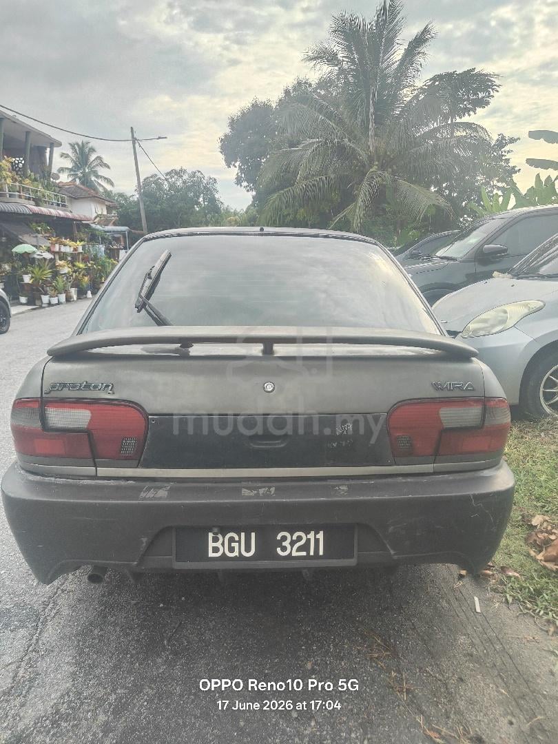 2004 Proton Exora