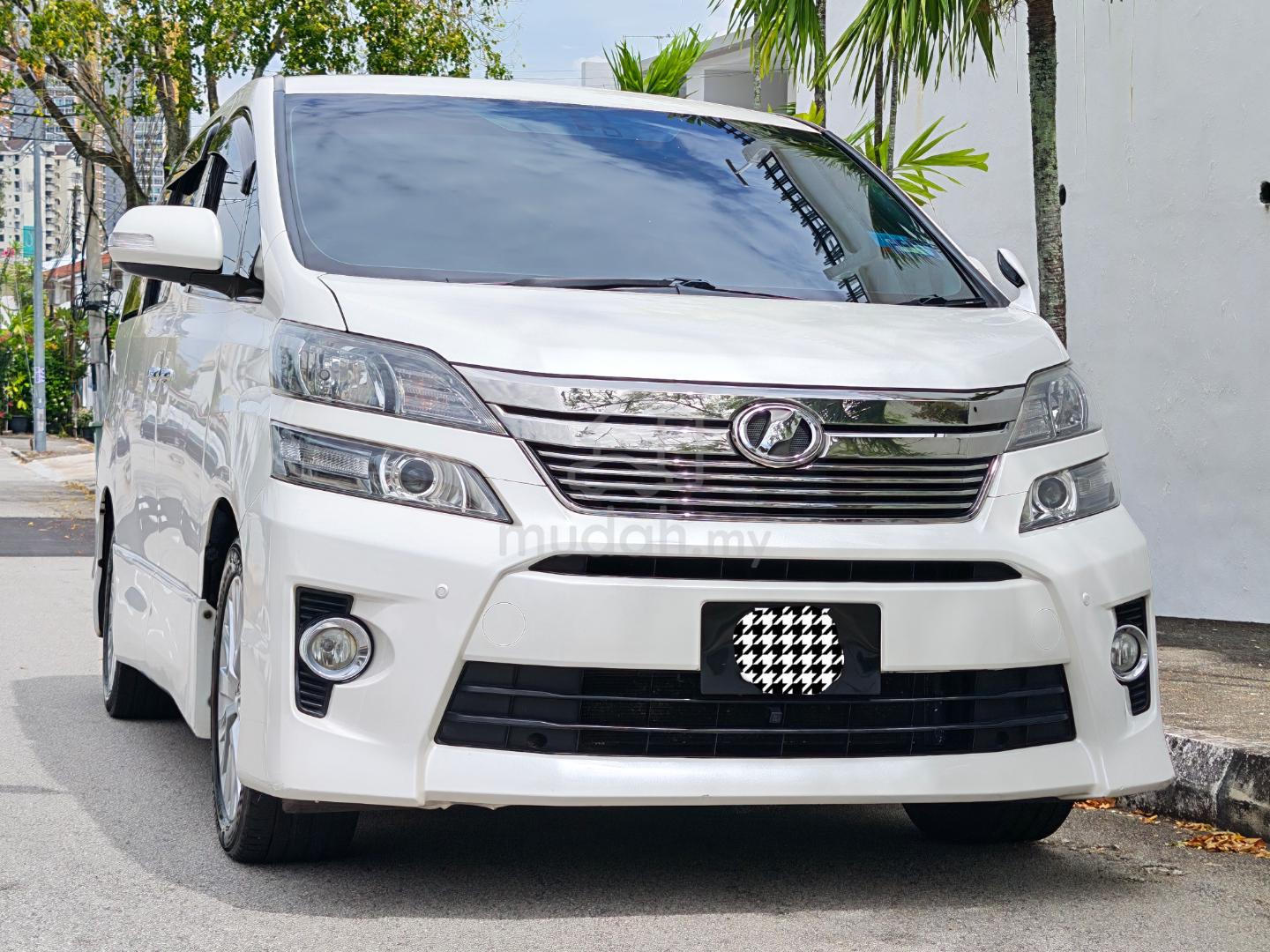 2013 Toyota Vellfire