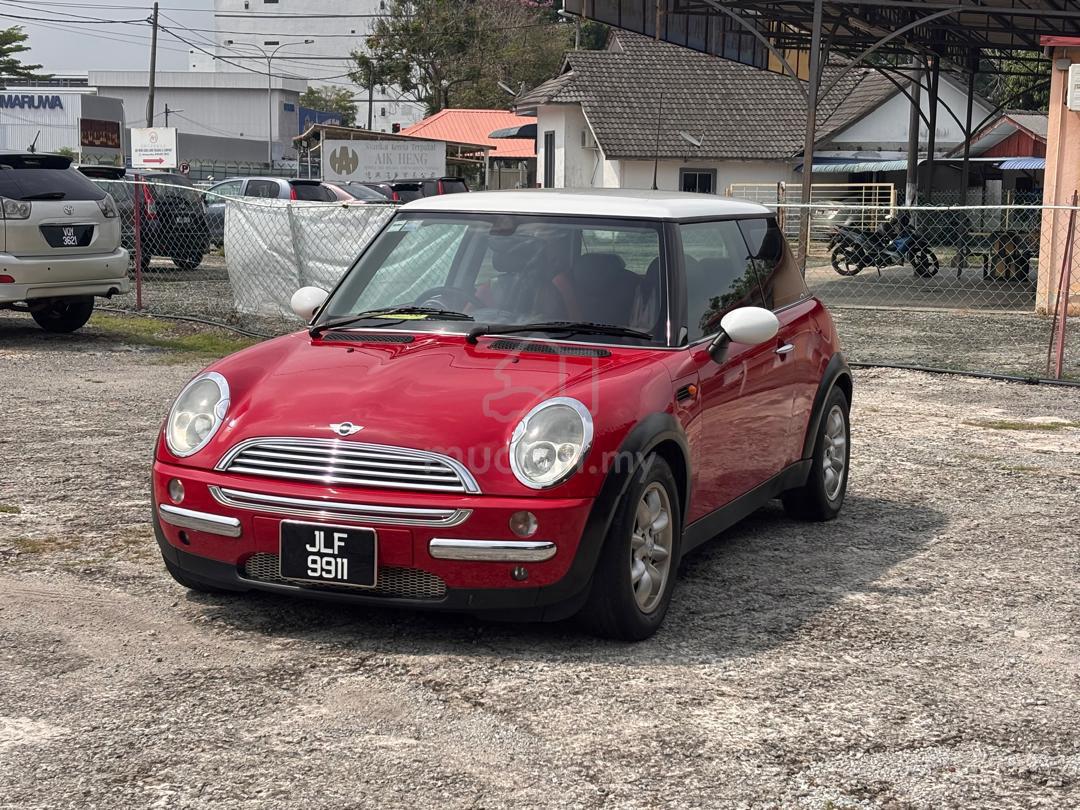 2004 MINI Cooper