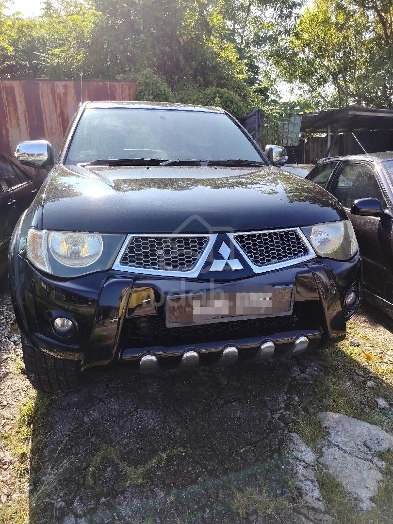 2013 Mitsubishi Triton