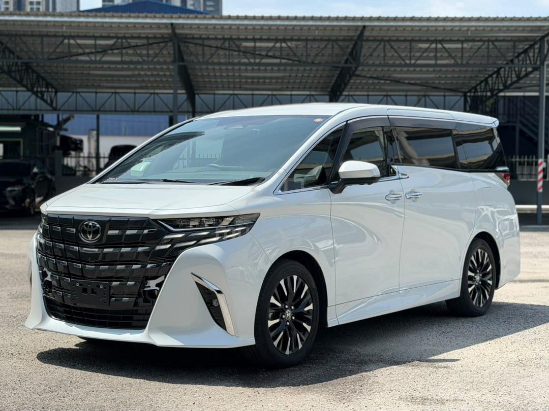 2024 Toyota Alphard