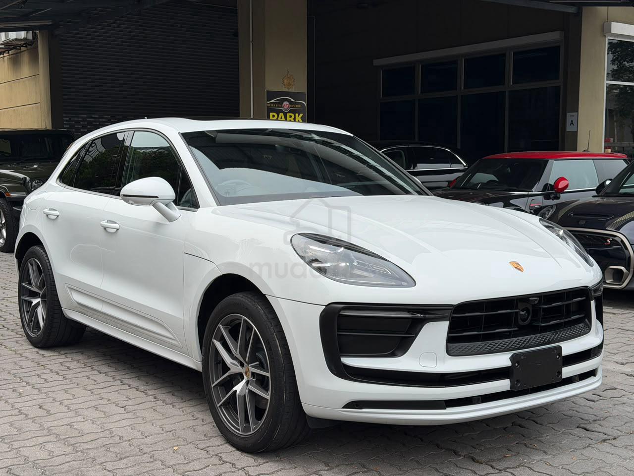 2023 Porsche Macan