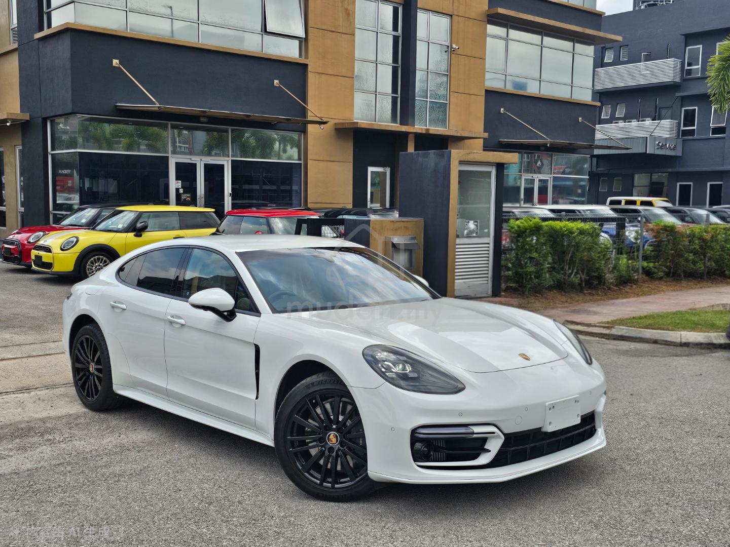2021 Porsche Panamera