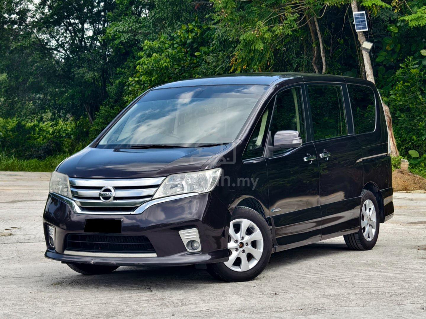 2013 Nissan Serena