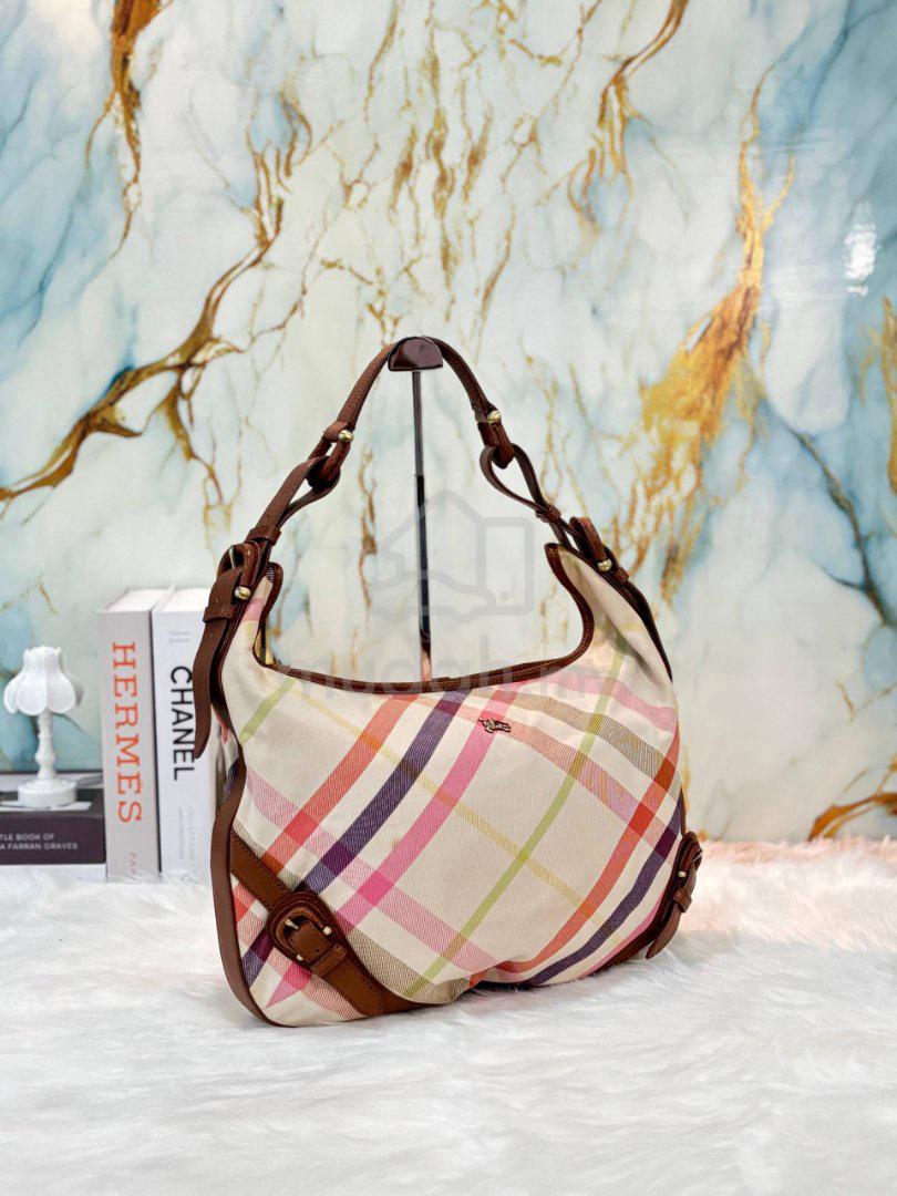 Burberry Hobo Bag - Bags & Wallets for sale in Solaris Dutamas