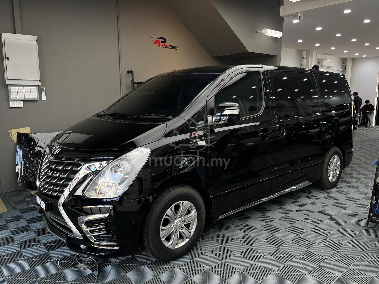 2017 Hyundai Staria