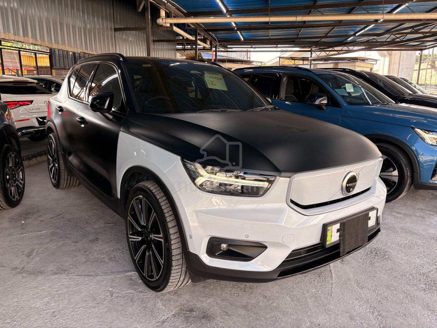 2021 Volvo XC40