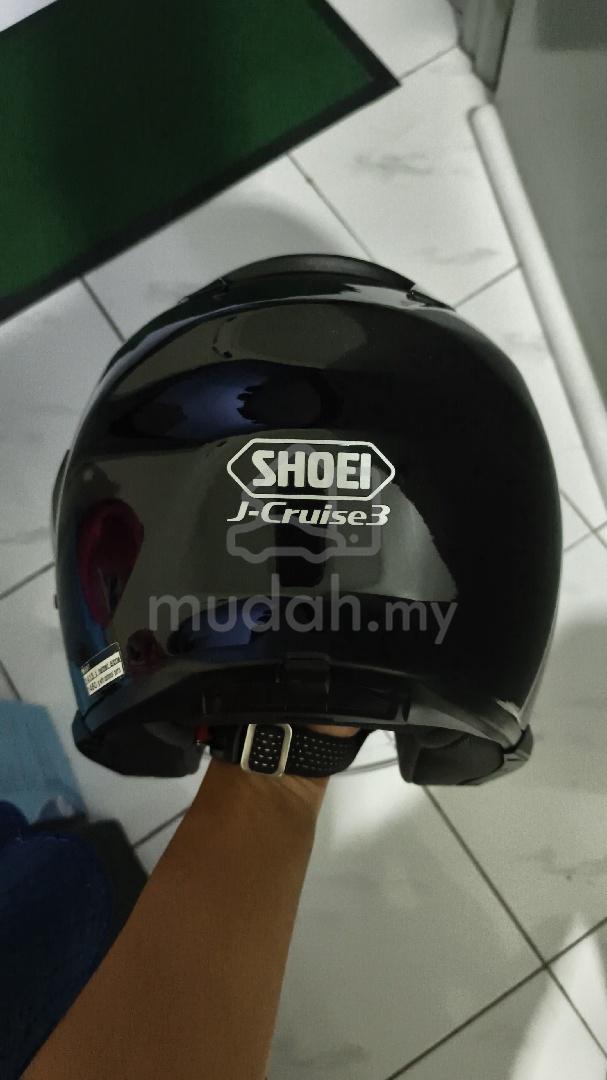 mudah helmet shoei - RF-1400 seamless visor adds additional protection against roost Shoei Glamster Full Face Helmet