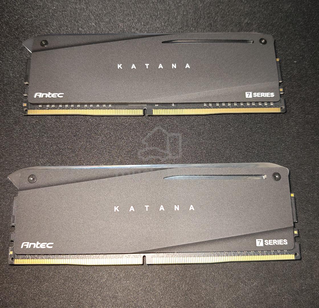 Antec Katana 7 Series RGB 16GB DDR4 3200Mhz(8 x 2) - Computers