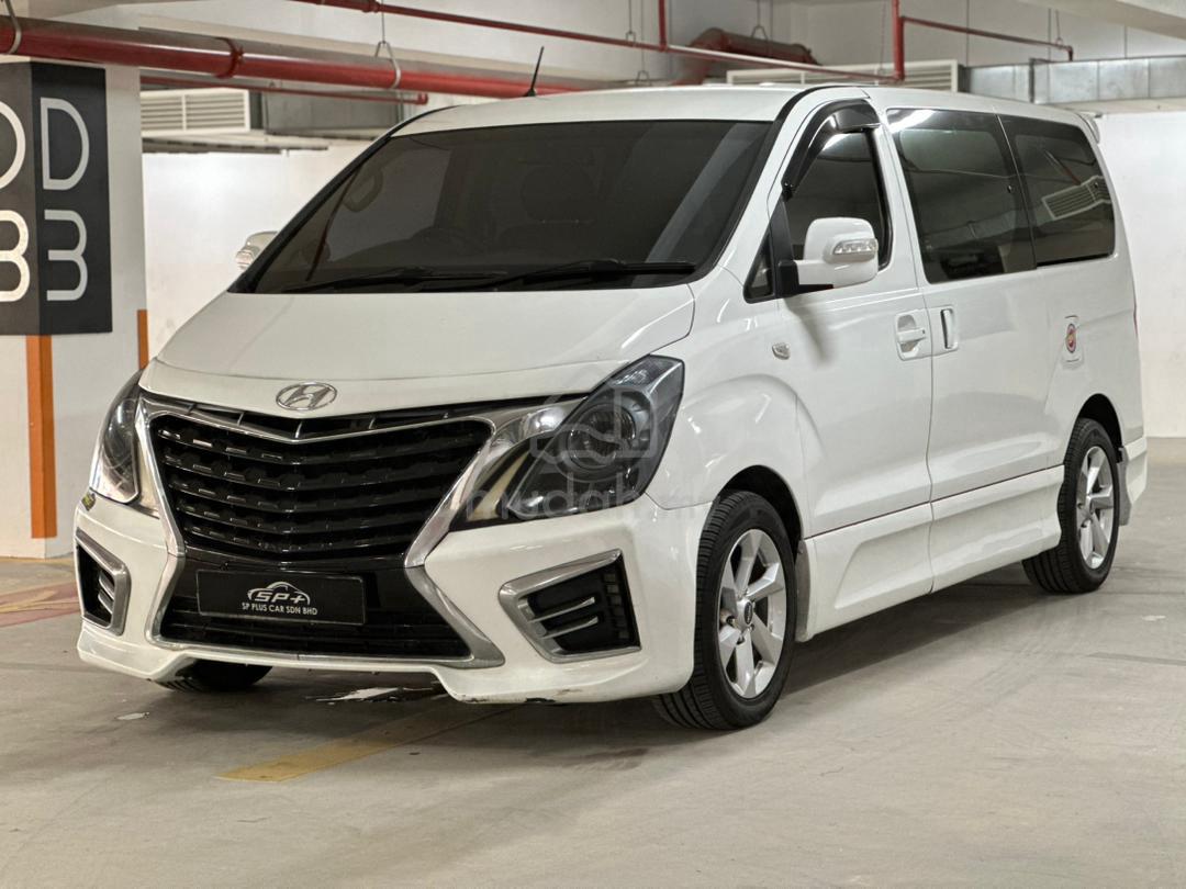 2012 Hyundai Staria