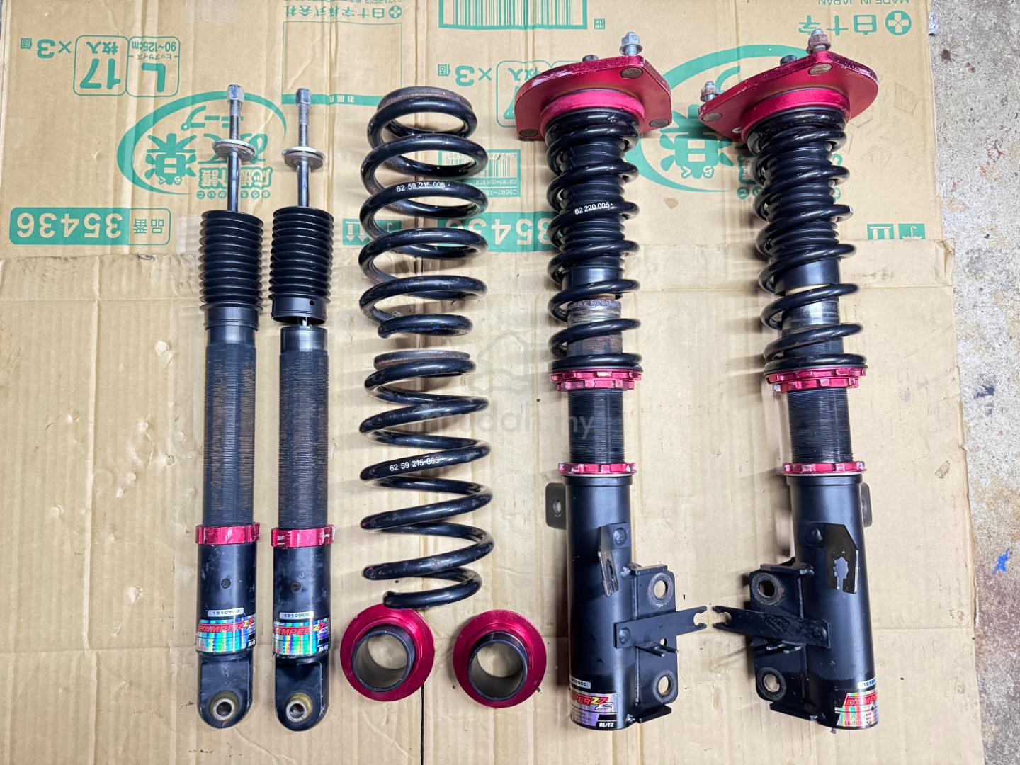 日産　セレナ　フリッツ　車高調　C27 C26 C25適用 日産 セレナ フリッツ 車高調 C27 C26 C25適用 BLITZ 車高調 C25/C26