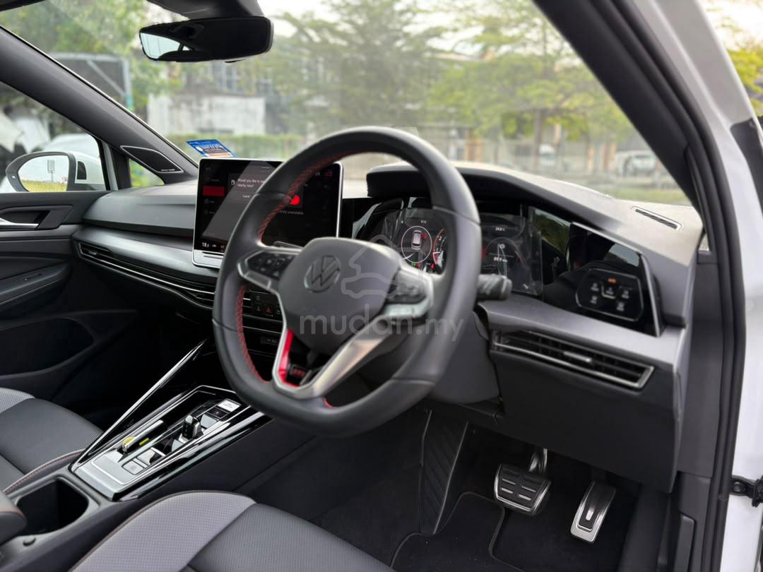 2025 Volkswagen Golf