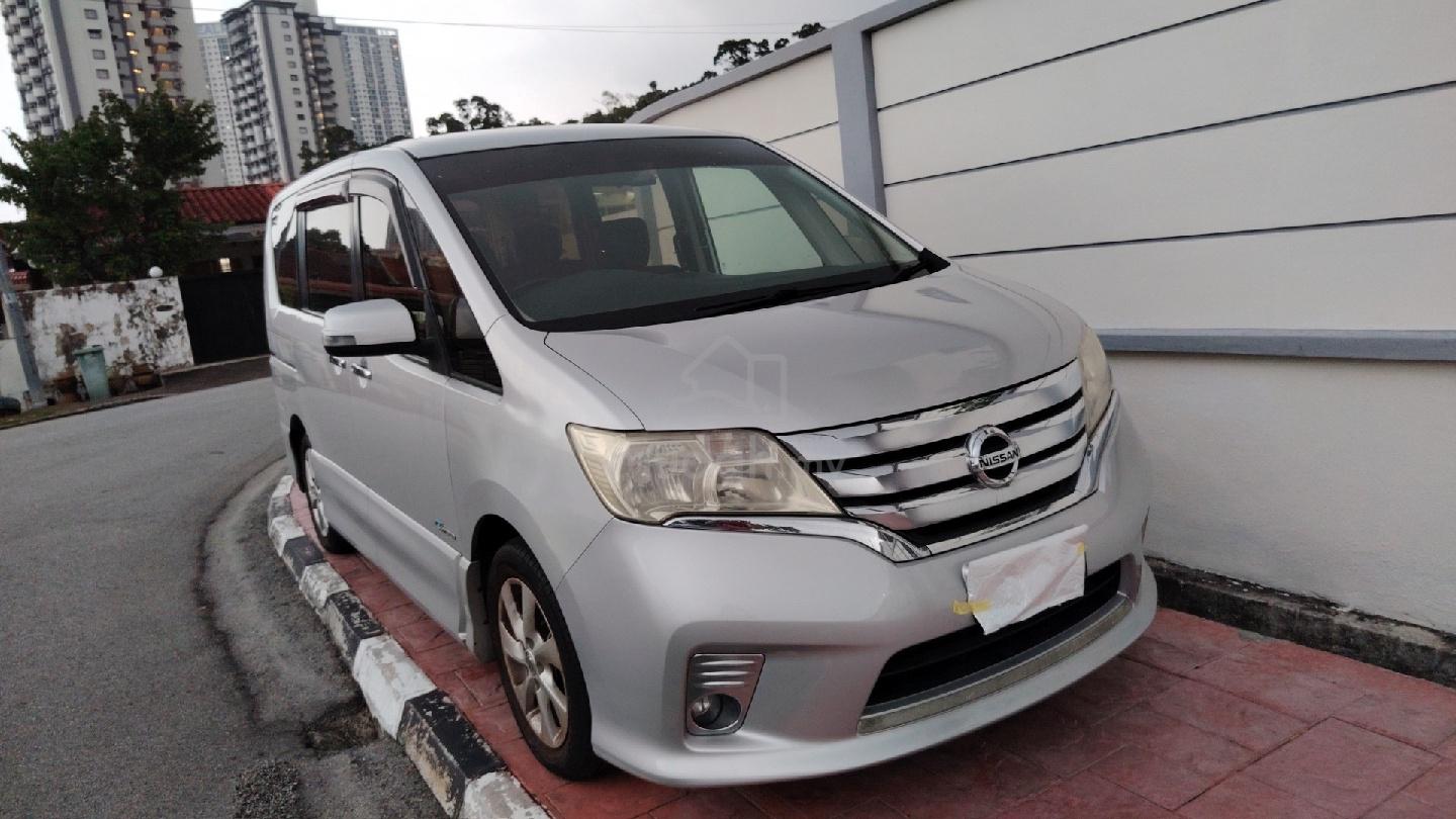 2013 Nissan Serena