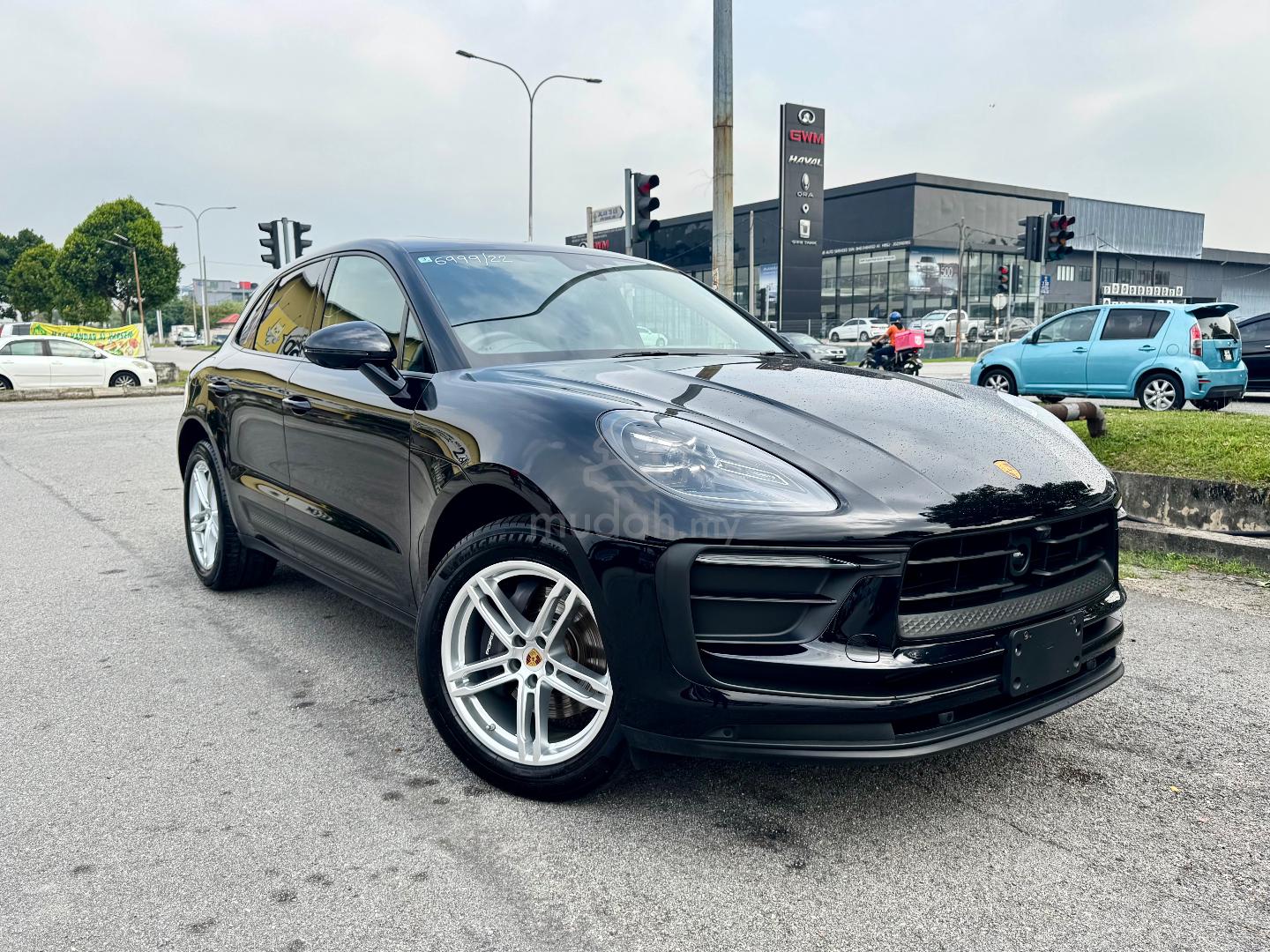 2022 Porsche Macan