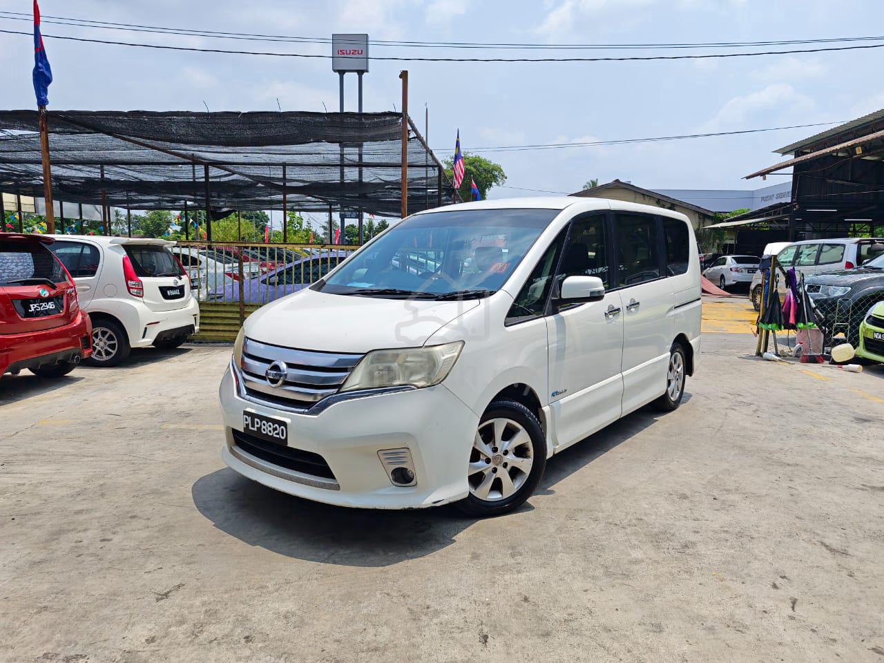 2013 Nissan Serena