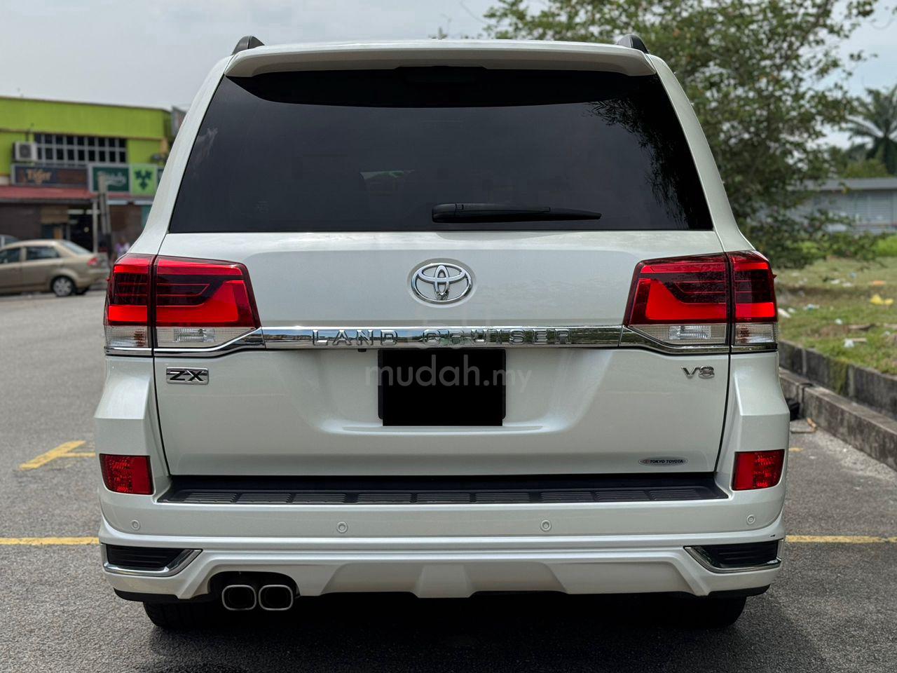 2019/22 Toyota LAND CRUISER 4.6 ZX V8 - Cars for sale in