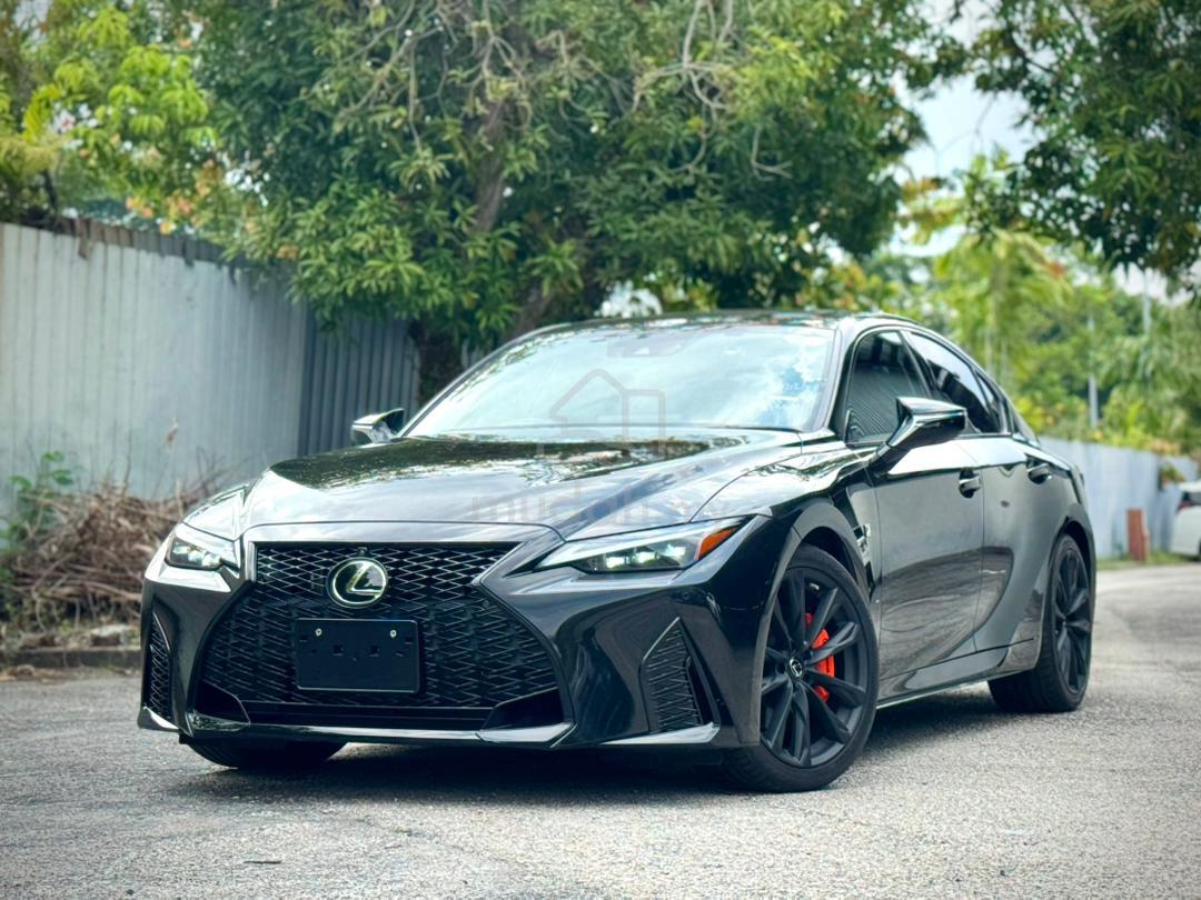 2022 Lexus IS