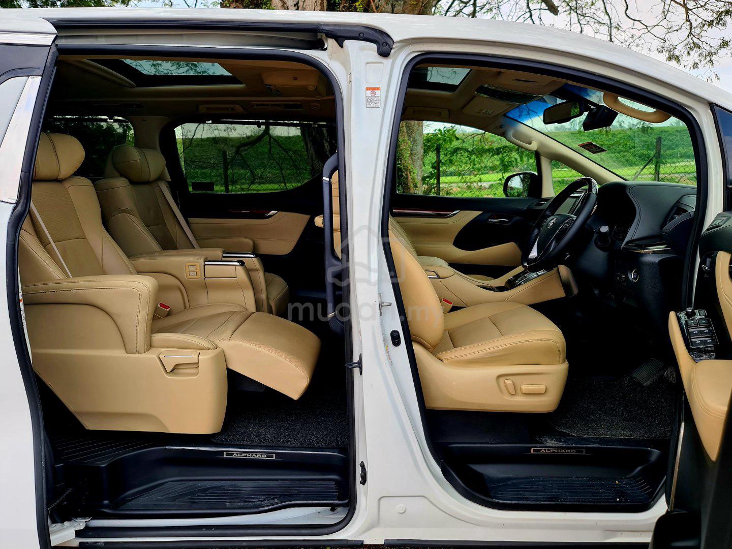 2016 Toyota Alphard