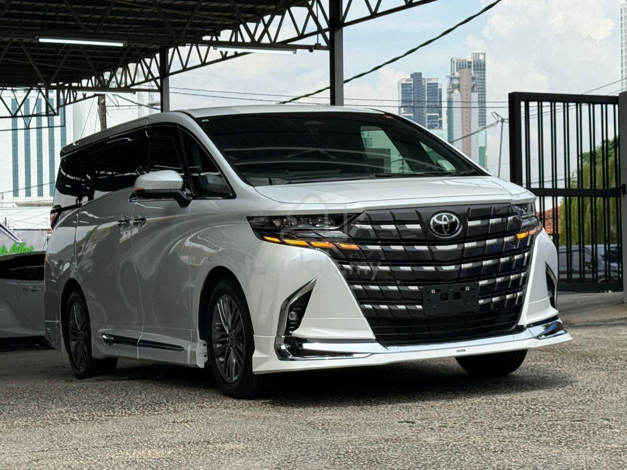 2025 Toyota Alphard
