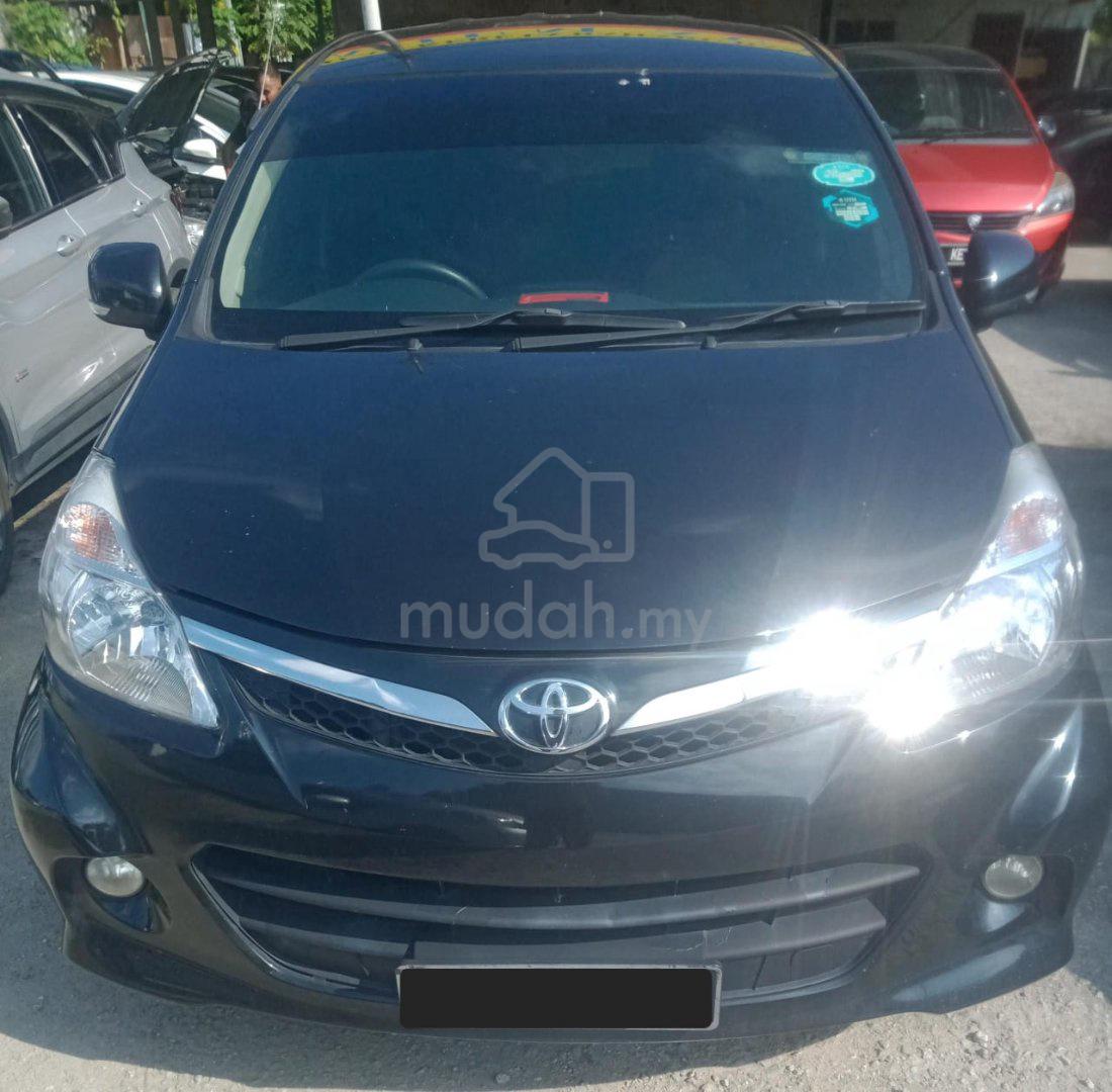 2013 Toyota Alphard