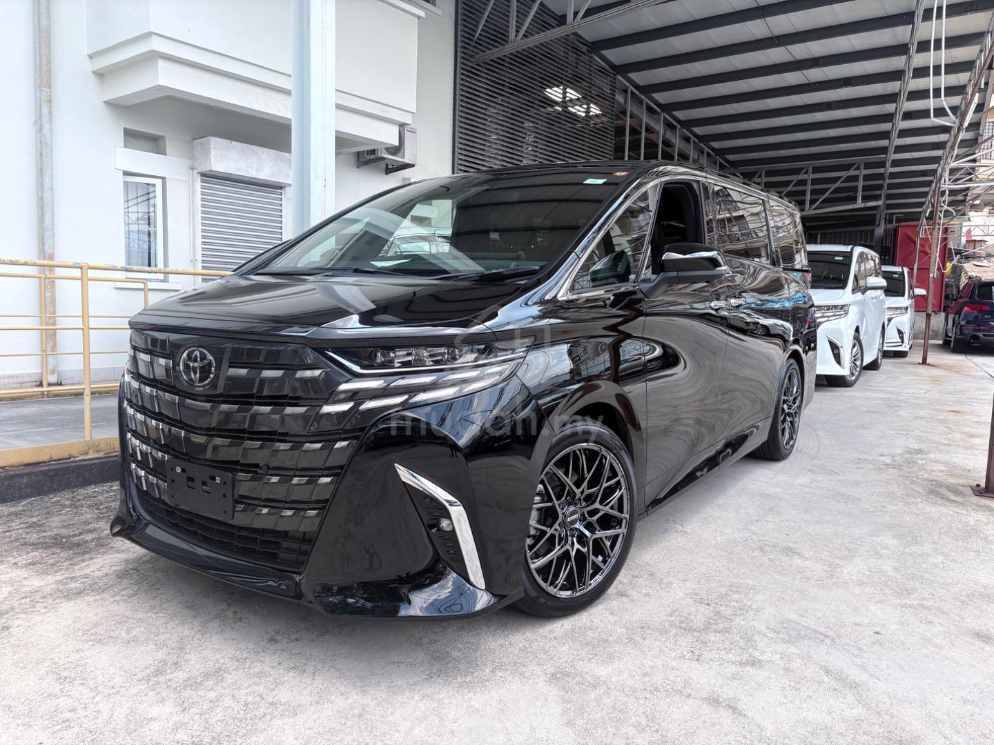 2025 Toyota Alphard