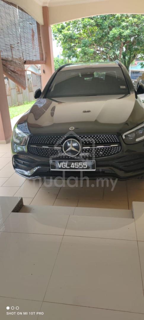 2021 Mercedes-Benz GLC