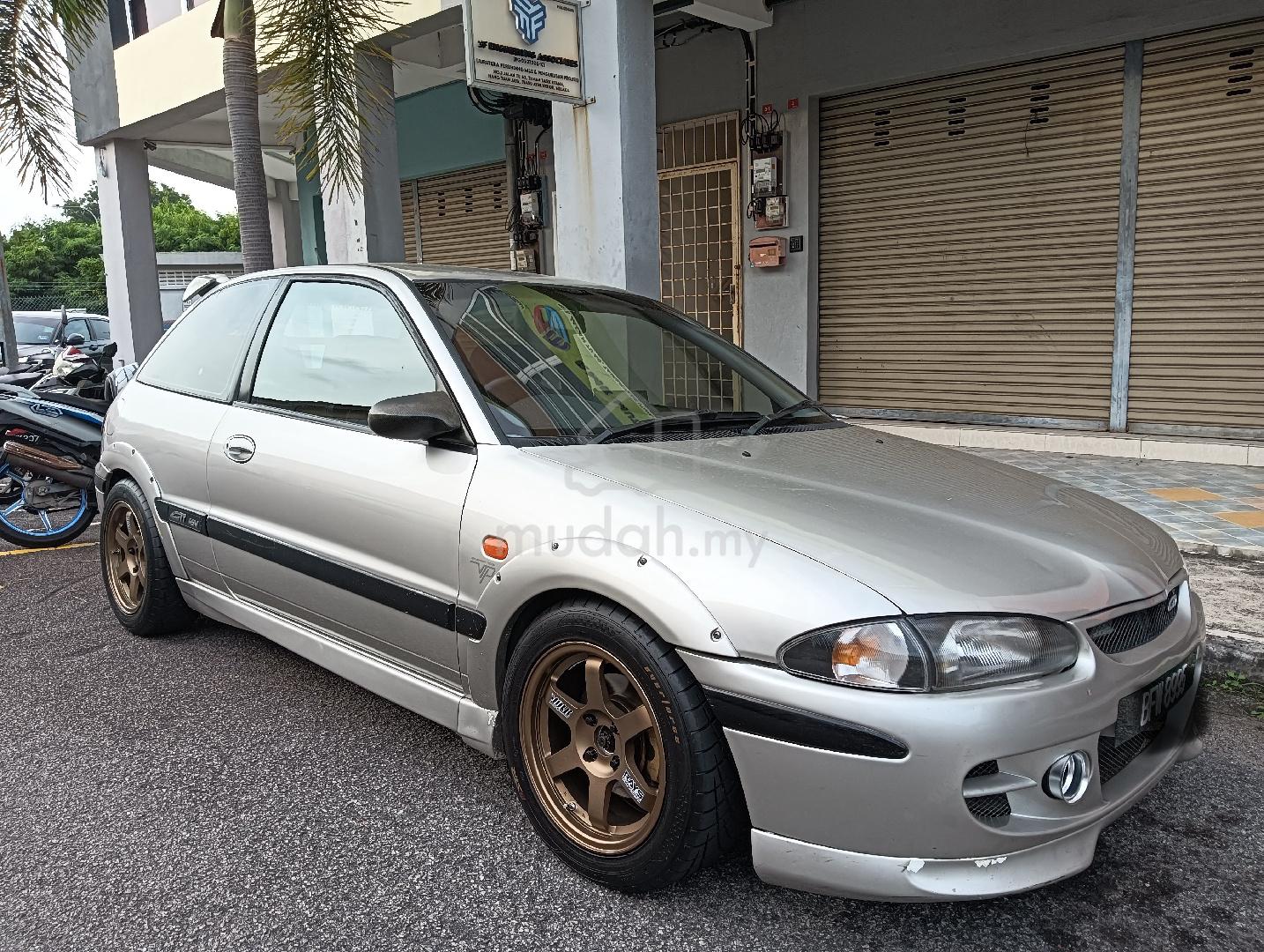 2000 Proton Saga