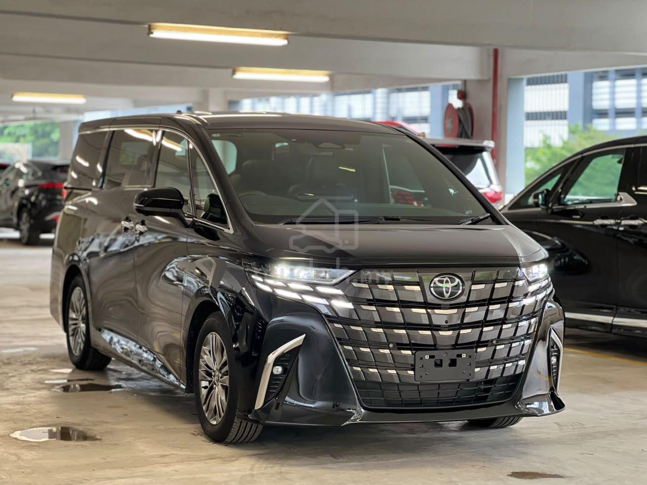 2025 Toyota Alphard