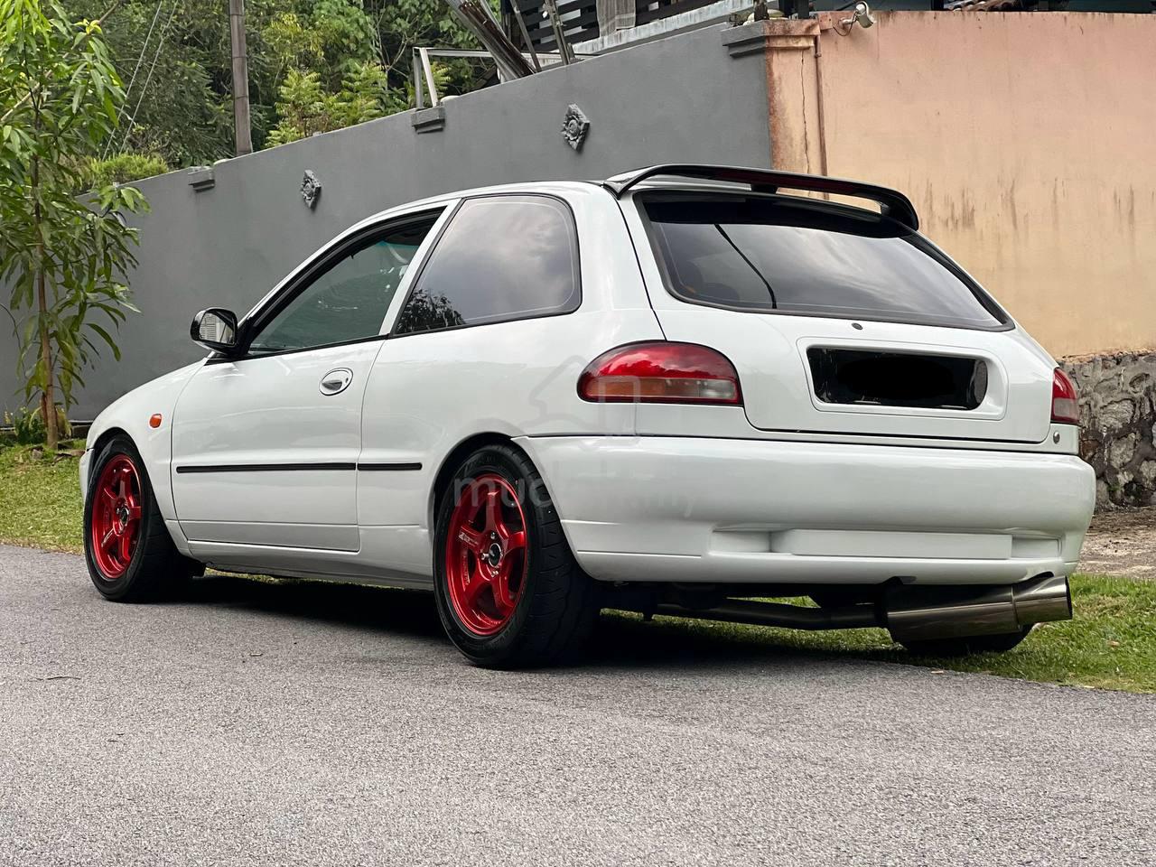 1996 Proton Saga