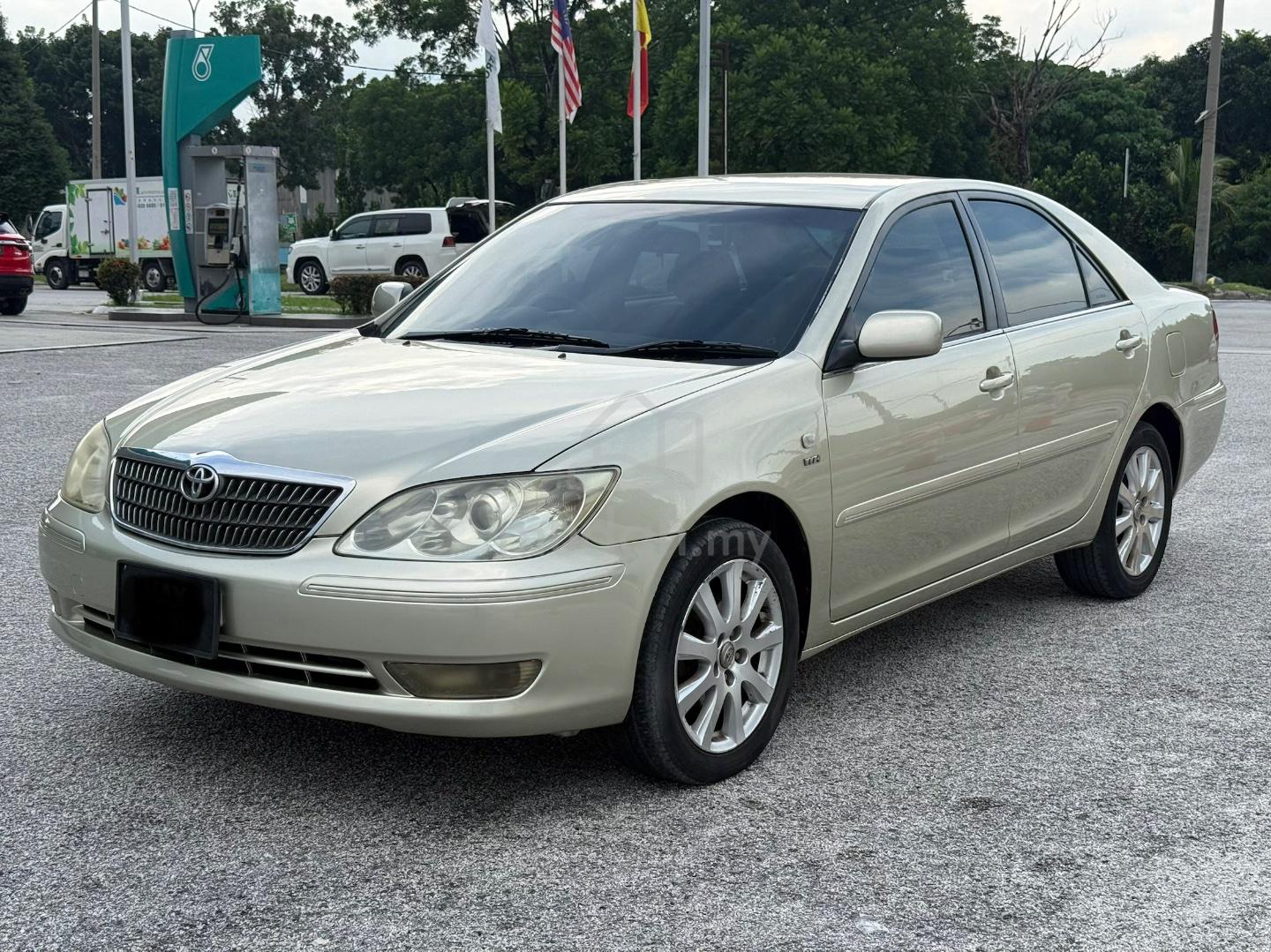 2004 Toyota Camry